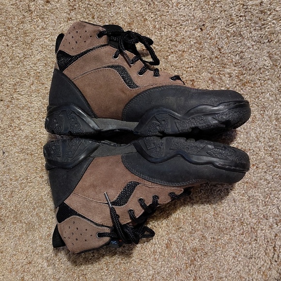 Vtg 90s Reebok DRT2 Outdoor Hiking  Boots Sz 9.5 main image 4